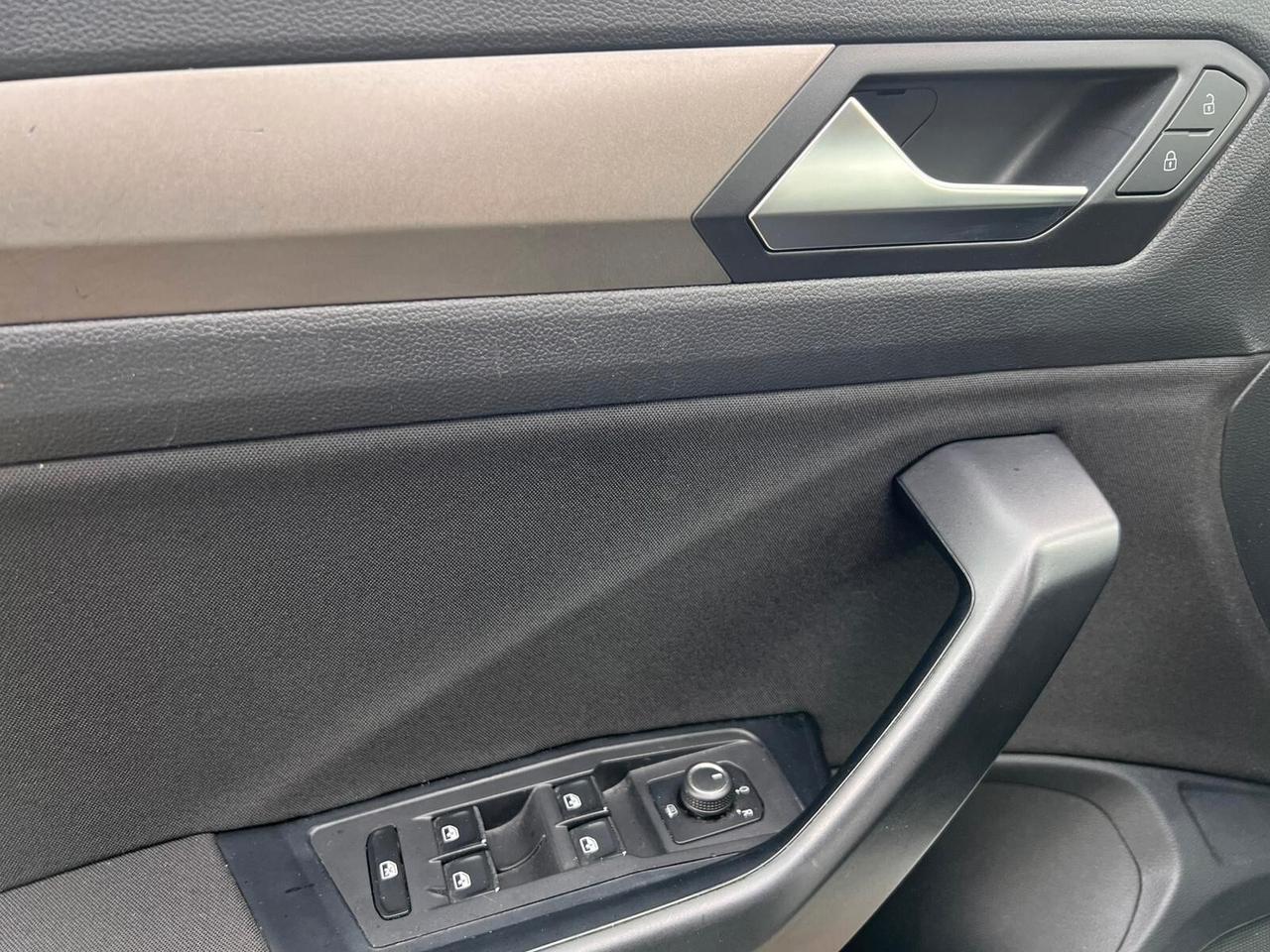 Volkswagen T-Roc 1.0 TSI Business BlueMotion Technology