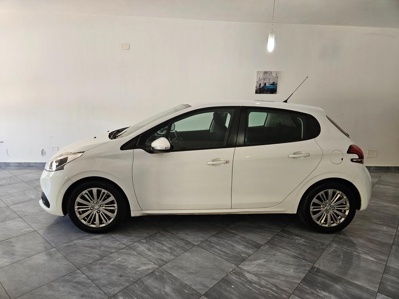 Peugeot 208 BlueHDi 75 5 porte Active