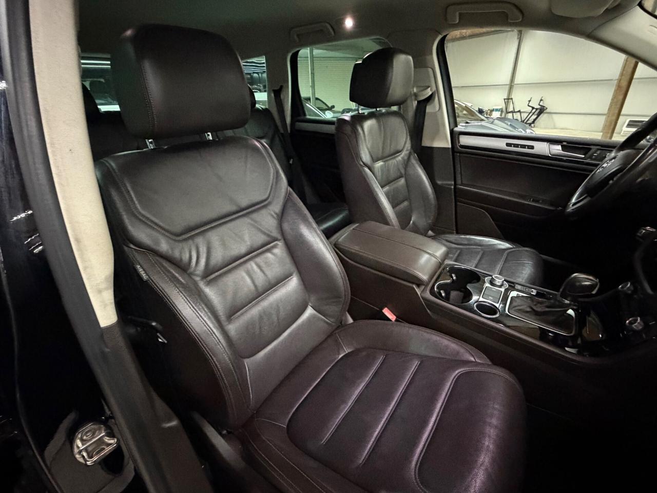 Volkswagen Touareg 3.0 TDI - IVA ESPOSTA - GARANZIA 12 MESI