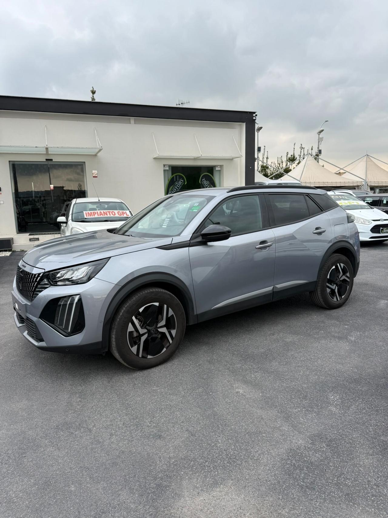 Peugeot 2008 Hybrid 136 e-DCS6 Allure 02/2025