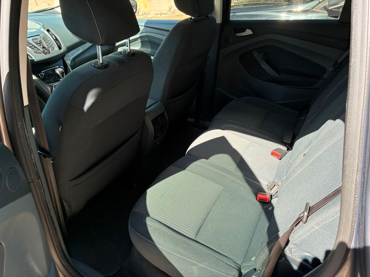 Ford C-Max1.6TDCi115CV Navi perfetta-13