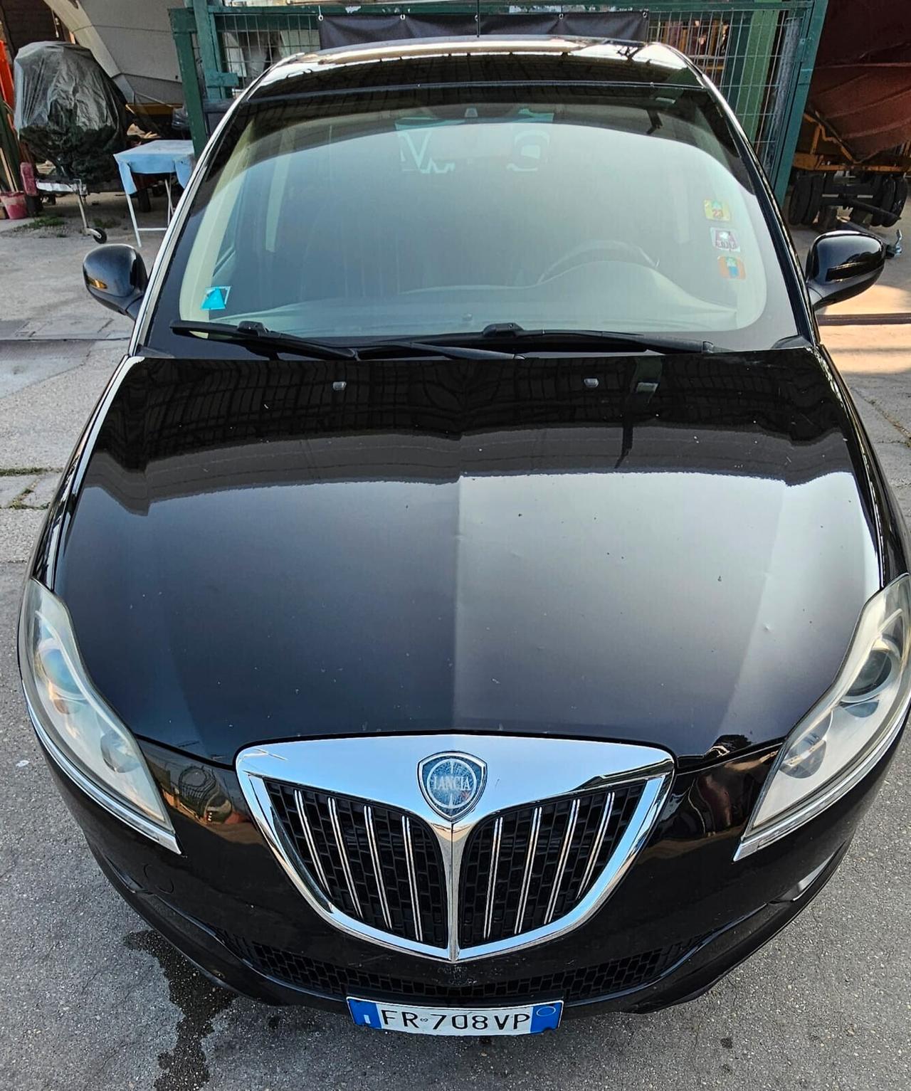 Lancia Delta 1.6 MJT DPF Platino