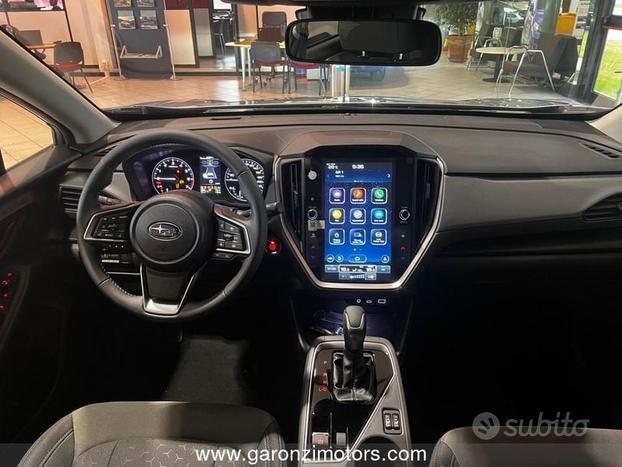 Subaru Crosstrek 2.0i e-Boxer MHEV CVT Linear...
