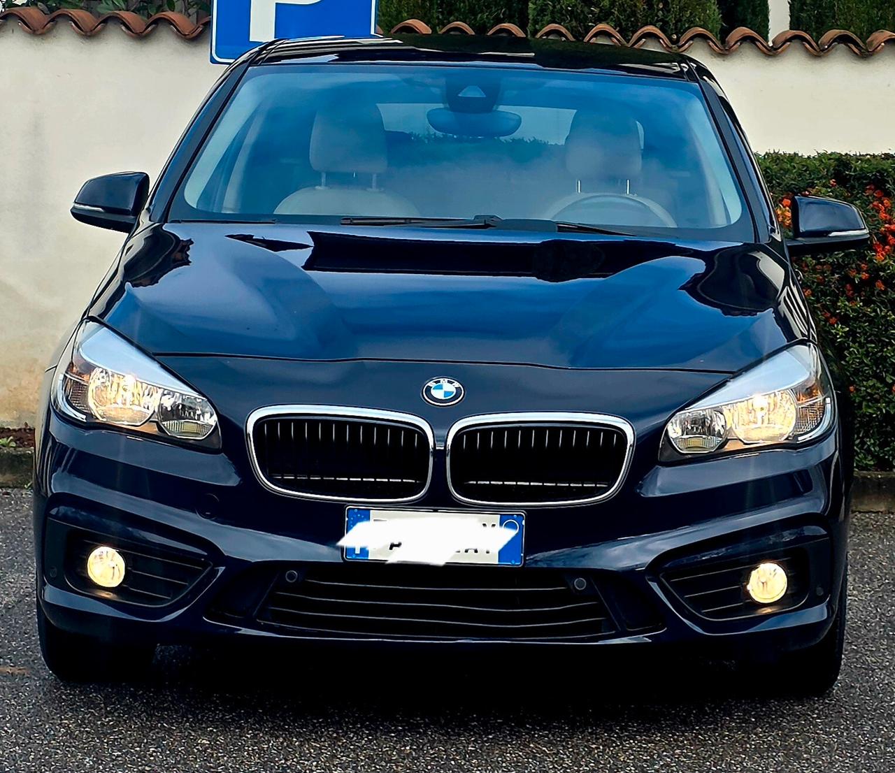 Bmw 216d Tourer Luxury neopatentati euro6b