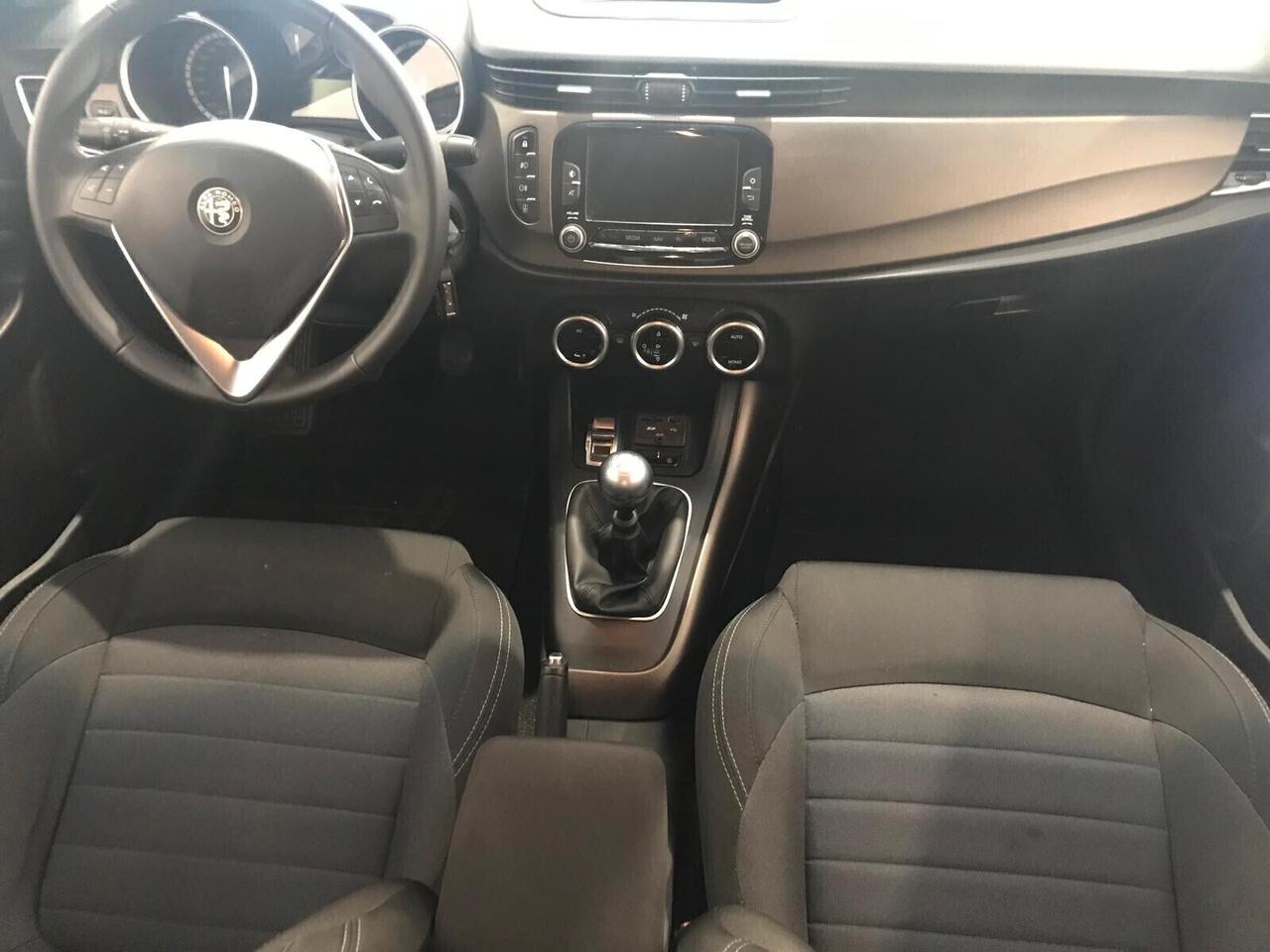 Alfa Romeo Giulietta 1.6 JTDm-2 105 CV Distinctive