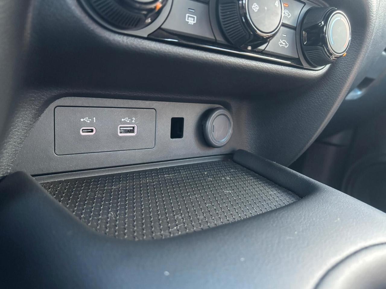 Nissan Juke 1.0 DIG-T 114 CV Tekna