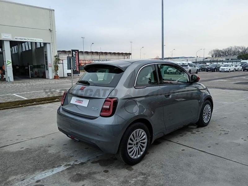 FIAT 500e LA NUOVA 500 42 kWh (Red)