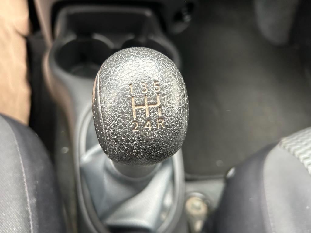 Nissan Micra VISIA 1.2 12V 5 porte