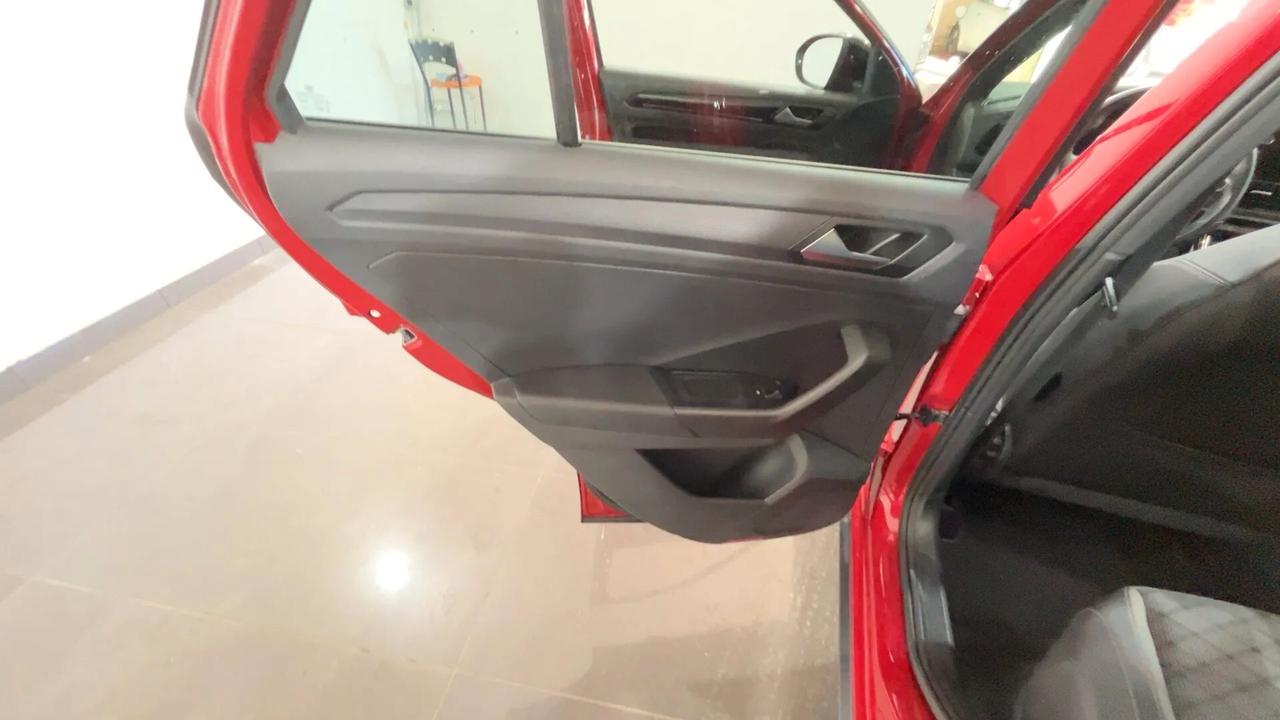 Volkswagen T-Roc 2.0 TDI SCR 150 CV DSG 4MOTION R-Line