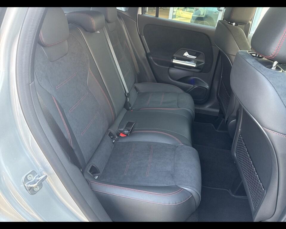 Mercedes GLA 200 200 D Premium 8G-DCT