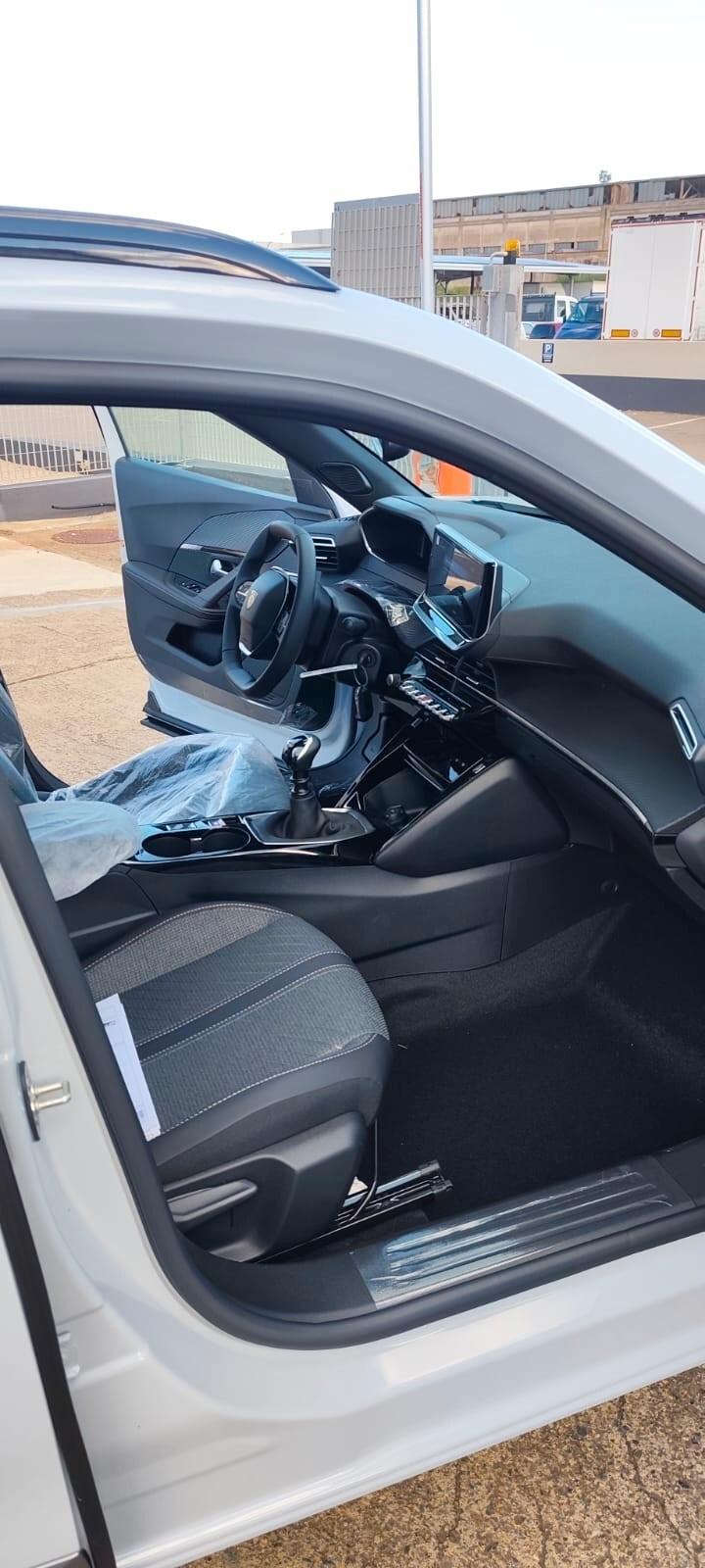 Peugeot 2008 PureTech 100 S&S Allure