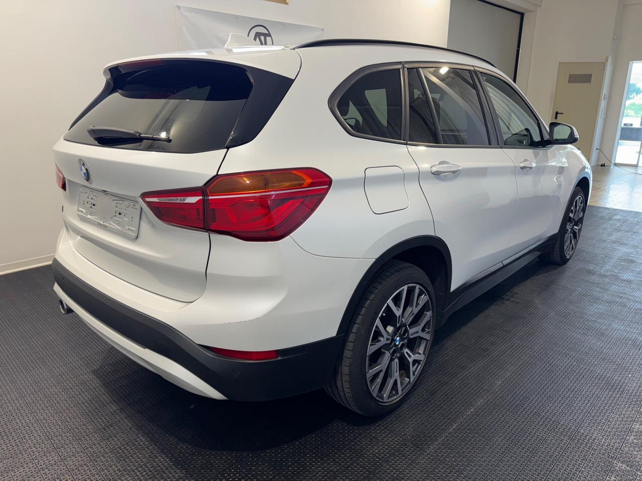 Bmw X1 sDrive18i xLine TETTO!! 1 PROPRIETARIO