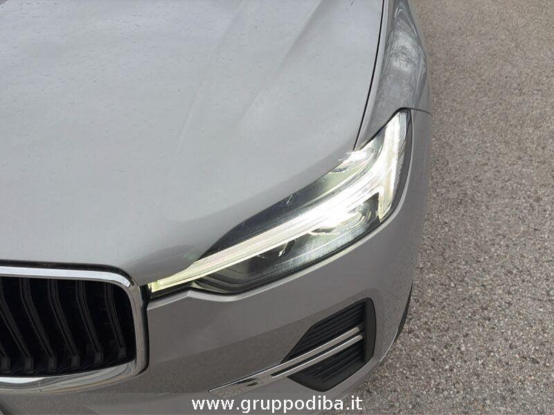 Volvo XC60 II 2022 2.0 b4 Momentum auto