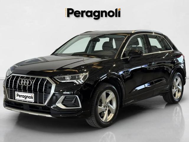 AUDI Q3 40 TFSI quattro S tronic Business Advanced