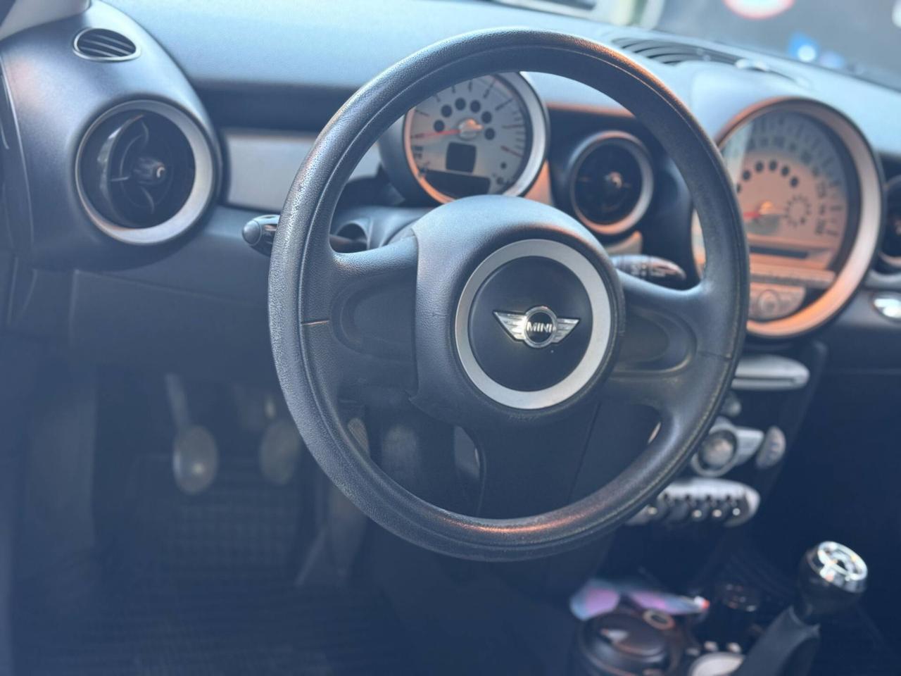 Mini One 1.4 BENZINA (55kW) POCHI KM OK100%