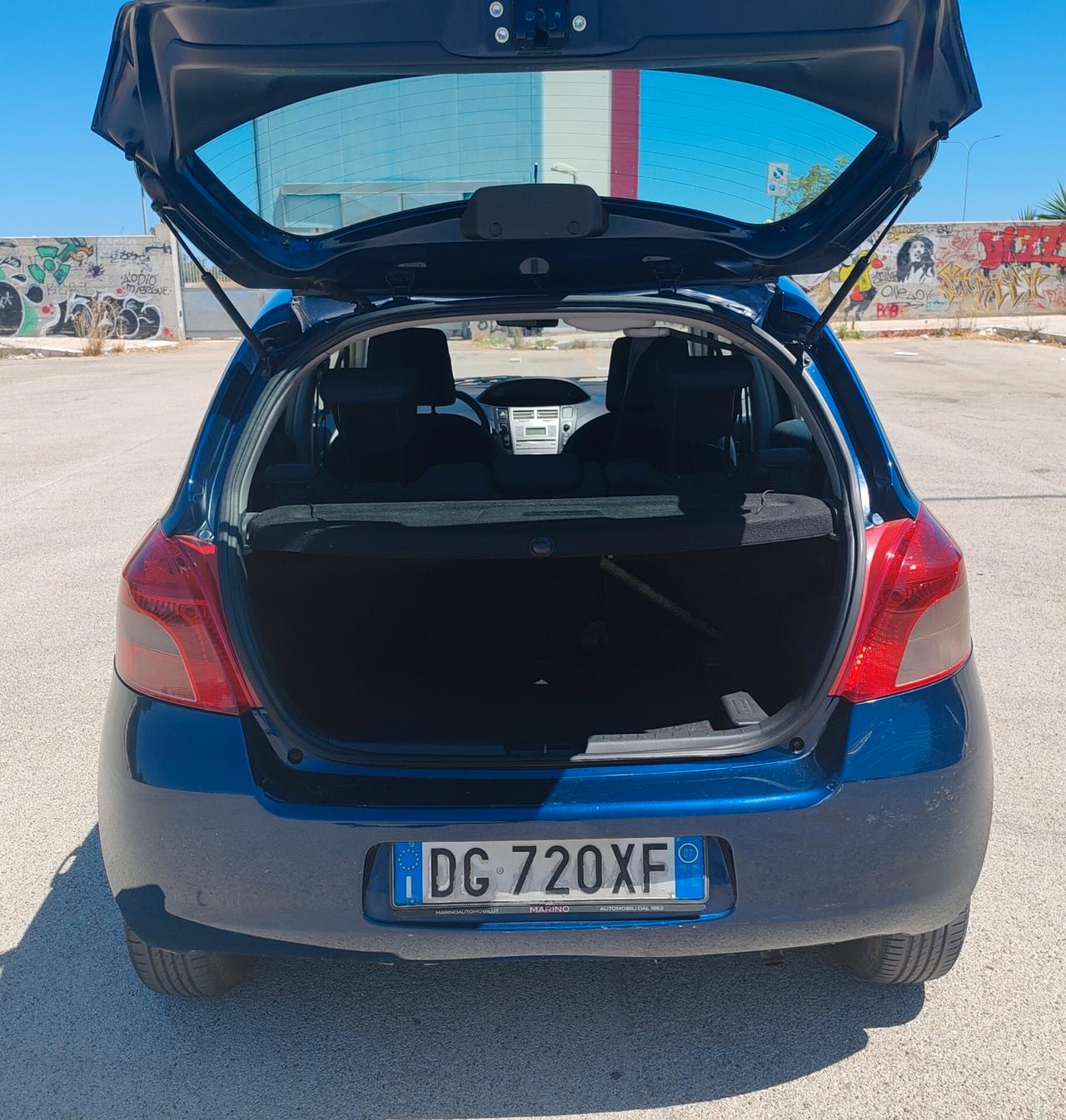 Toyota Yaris 1.0 5 porte Sol. Neopatentati