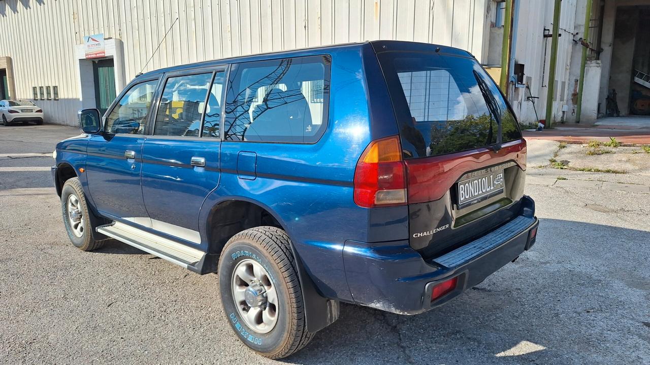 Mitsubishi Pajero Sport Pajero Sport 2.5 TDI GLX