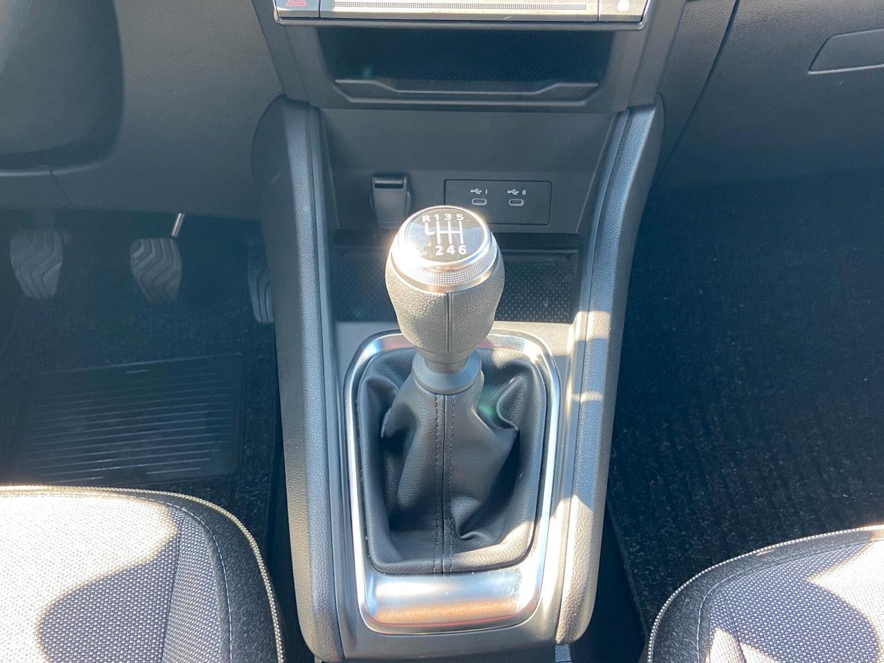 Renault Captur 1.0 tce Techno 90cv