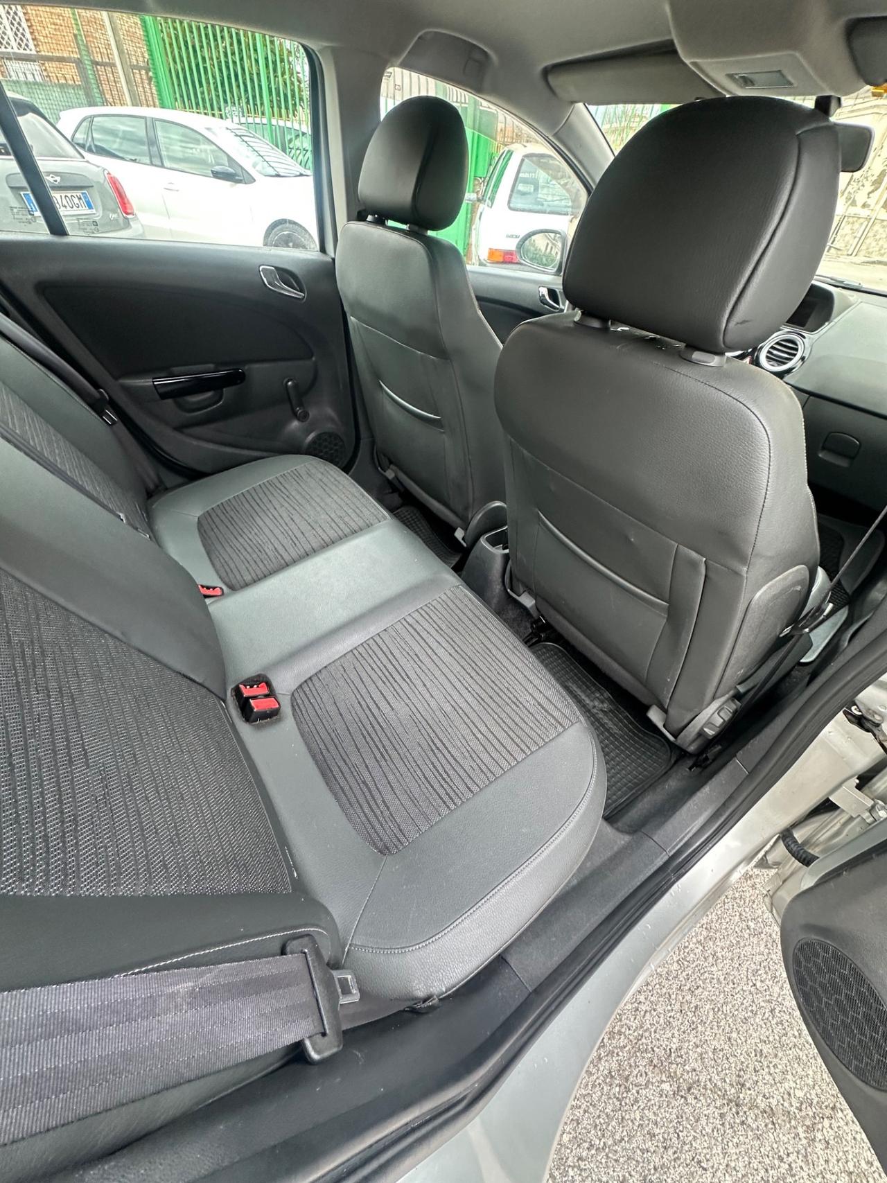 Opel Corsa 1.2 85CV 5 porte GPL-TECH Edition