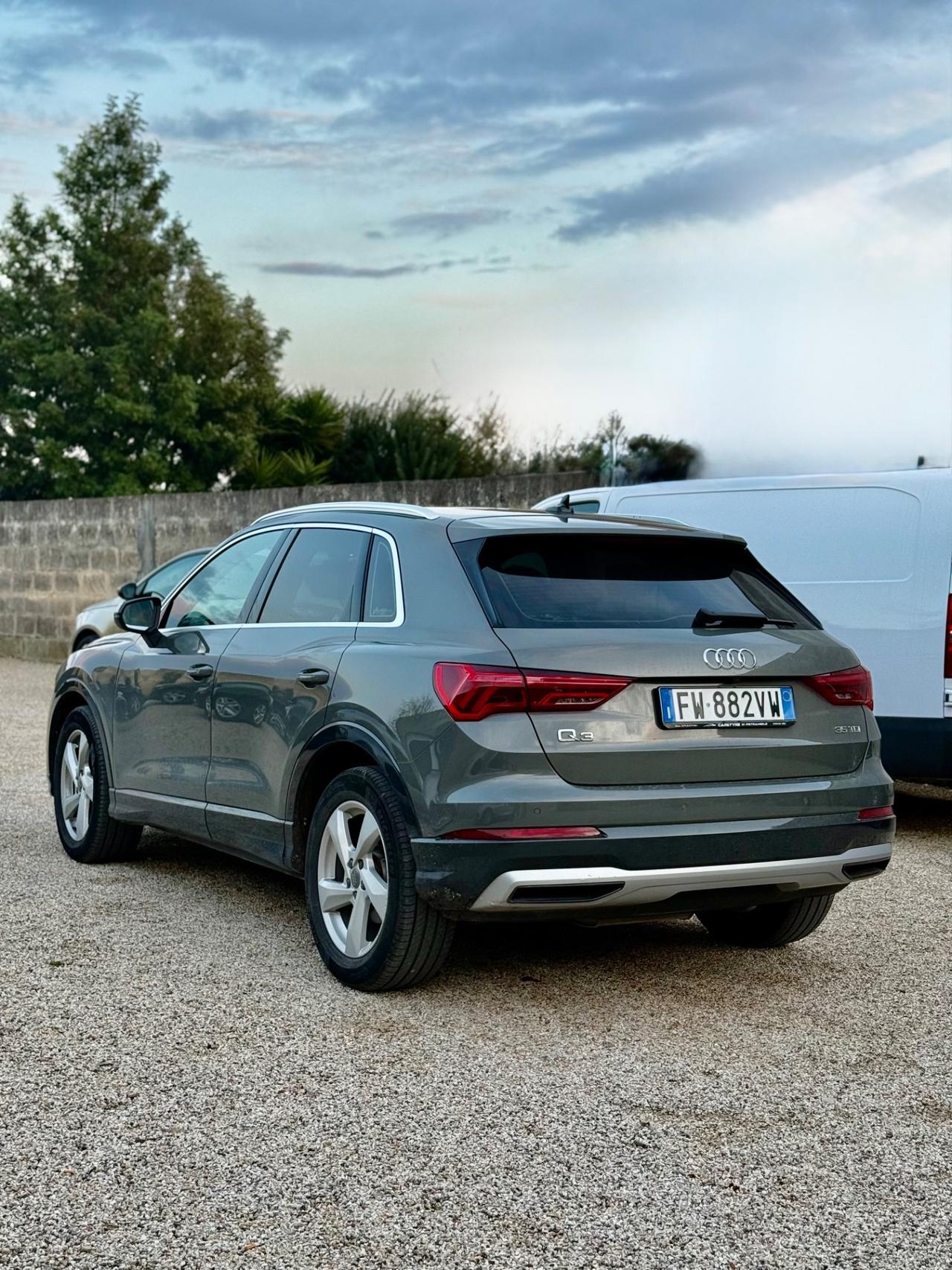 Audi Q3 2.0 TDI 150 CV S tronic advanced