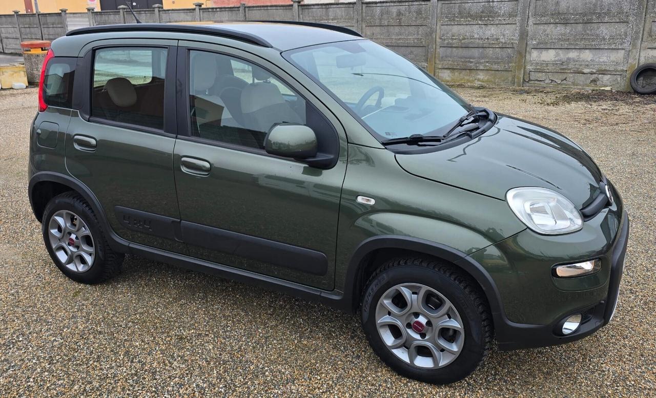 Fiat Panda 1.3 MJT 16V DPF 4x4 Climbing