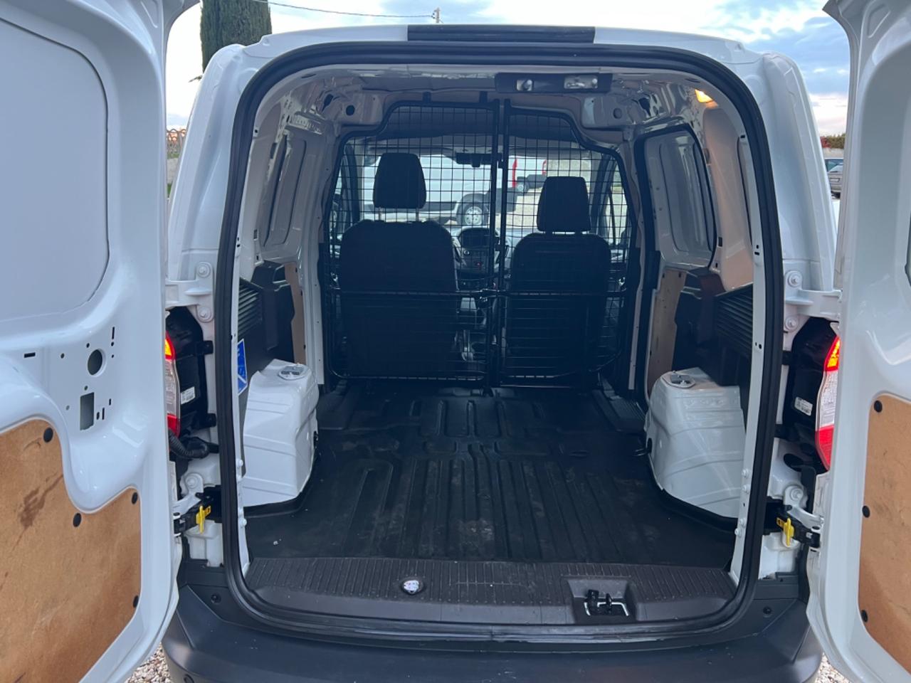 Ford Transit Courier 1.5 diesel 2019