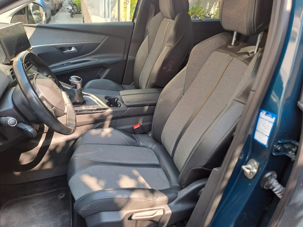 Peugeot 5008 1.5 HDi Allure 7 posti