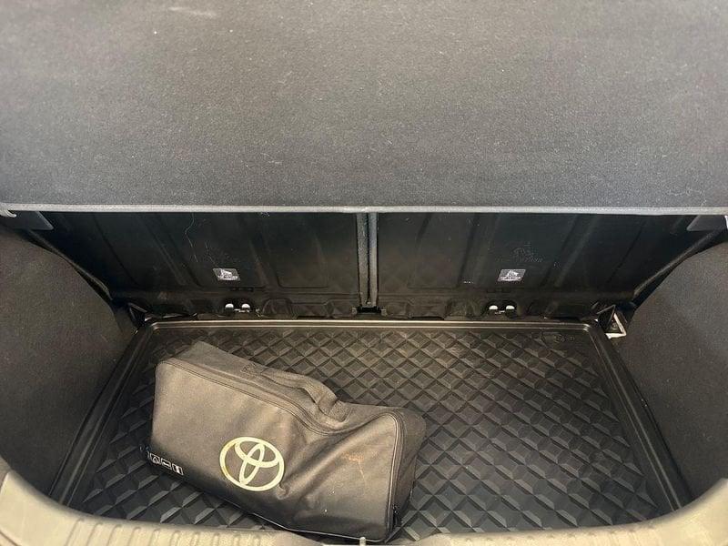Toyota Aygo X 1.0B (72 CV) Active S-CVT