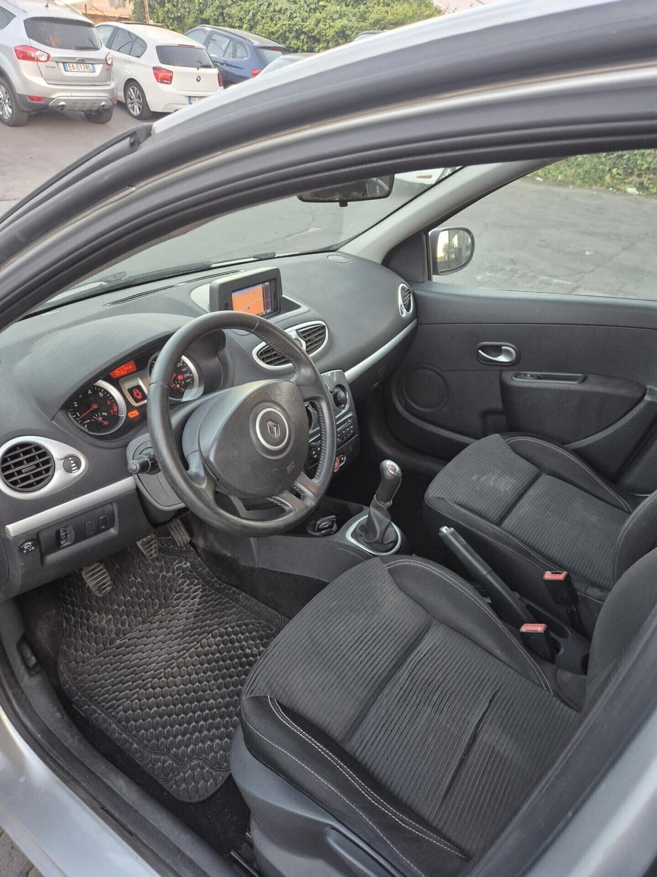 Renault Clio 1.2 69 cv GPL yahoo