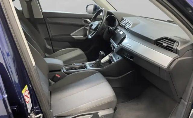 AUDI Q3 35 TFSI Business