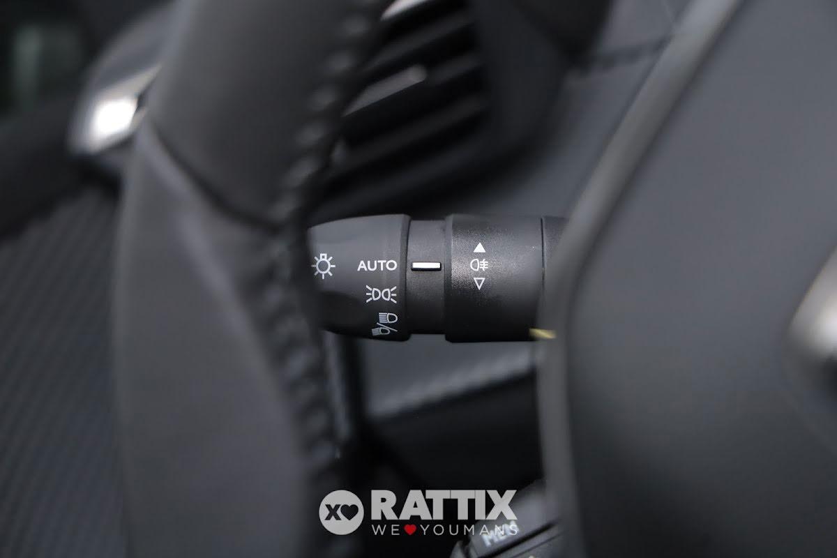 Peugeot 208 1.2 puretech 100CV Style