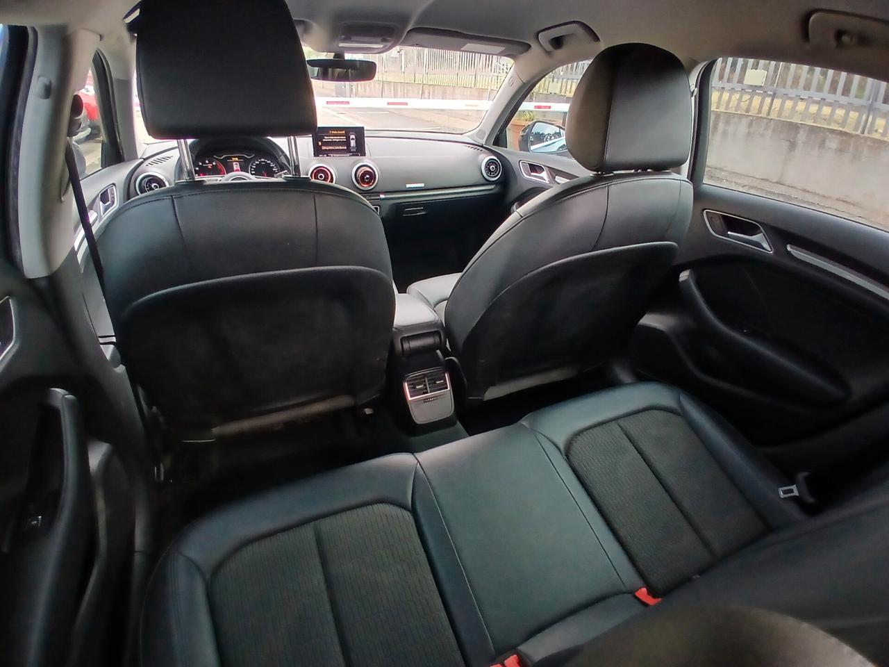 Audi A3 SPB 35 TFSI COD S tronic Sport