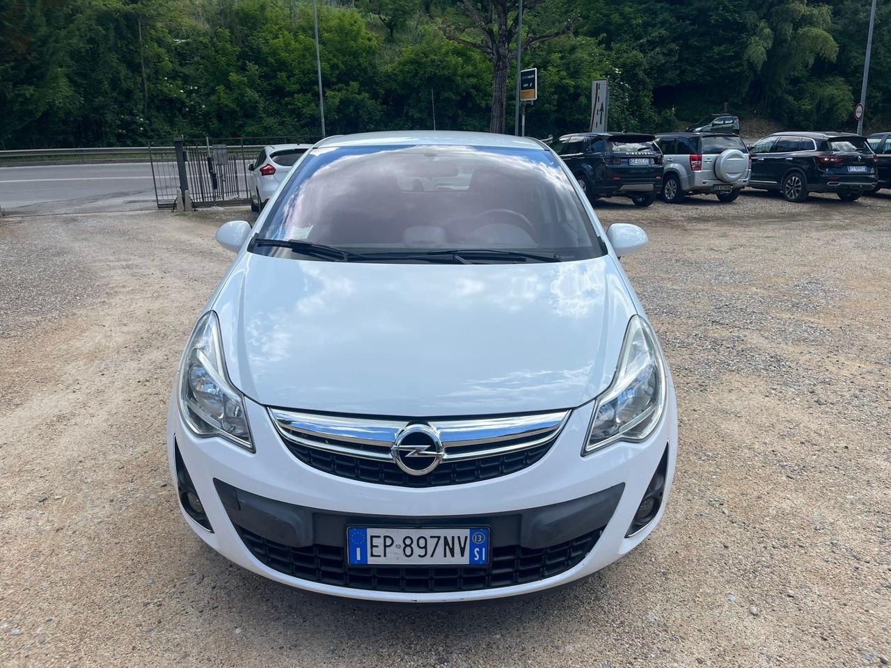 Opel Corsa 1.2 5 porte Sport