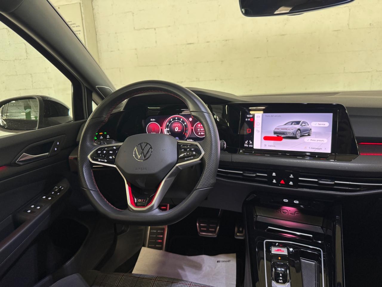 Volkswagen Golf GTI 2.0 TSI DSG PANO/DCC/MATRIX