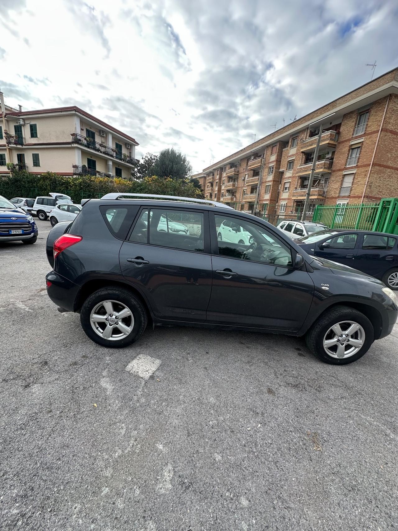 Toyota RAV 4 RAV4 2.2 D-4D 136 CV Luxury