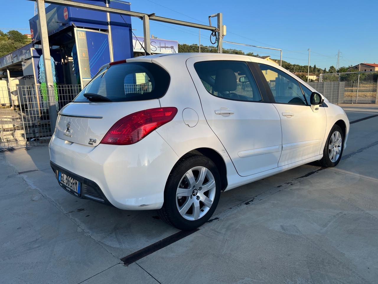 Peugeot 308 1.6 8V e-HDi 112CV Stop&Start 5p. Access