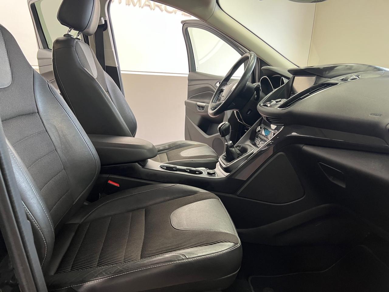 Ford Kuga 2.0 TDCI 120 CV S&S 2WD Titanium
