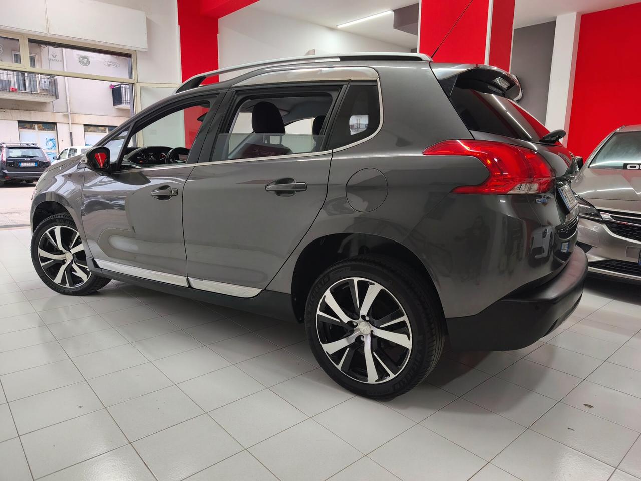 Peugeot 2008 BlueHDi 120 S&S Allure