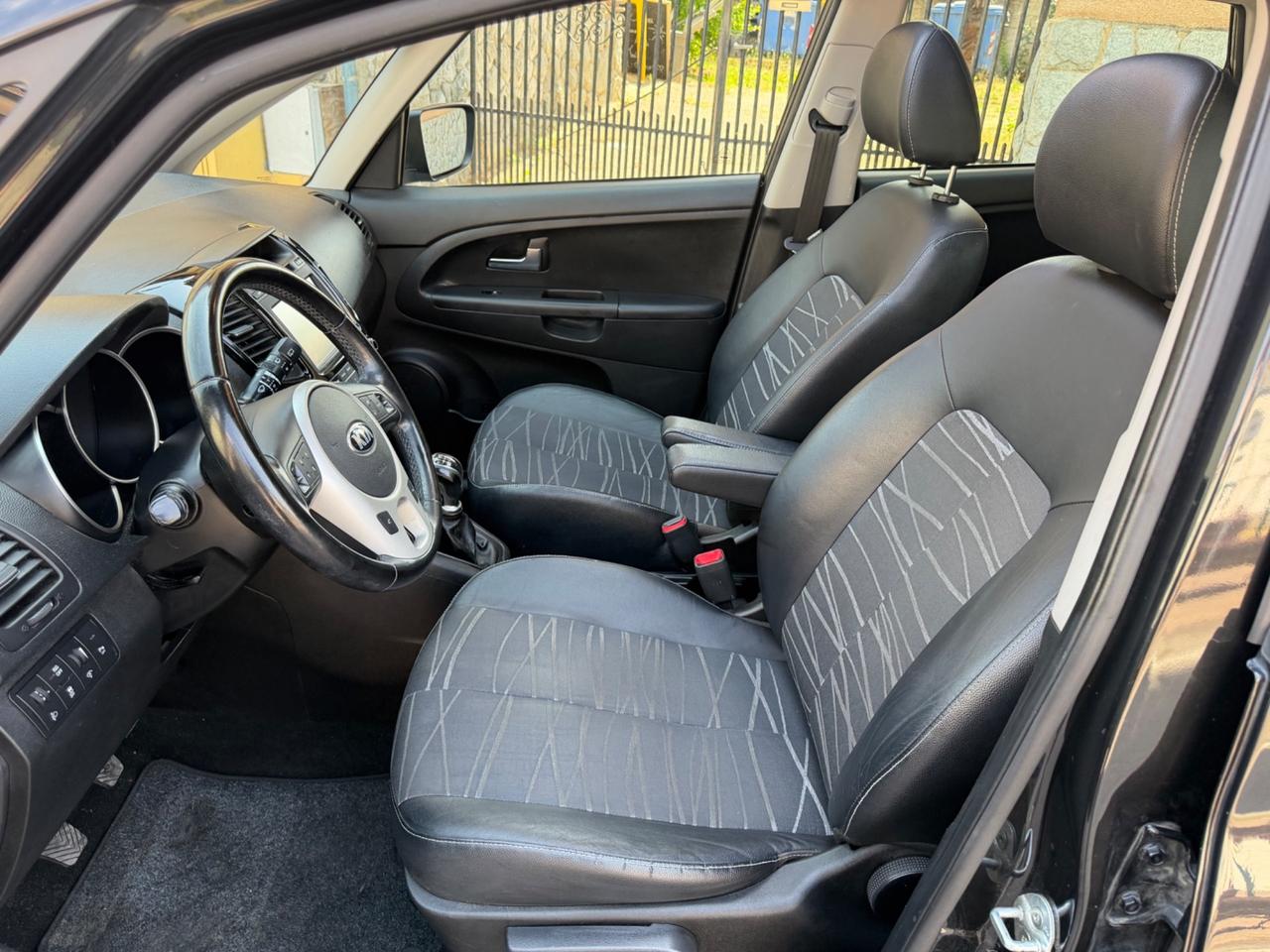 Kia Venga 1.4 CRDi 90CV Cool TETTO APRIBILE