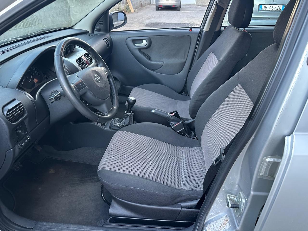 OPEL CORSA 1,2 BENZINA 60 MILA KM
