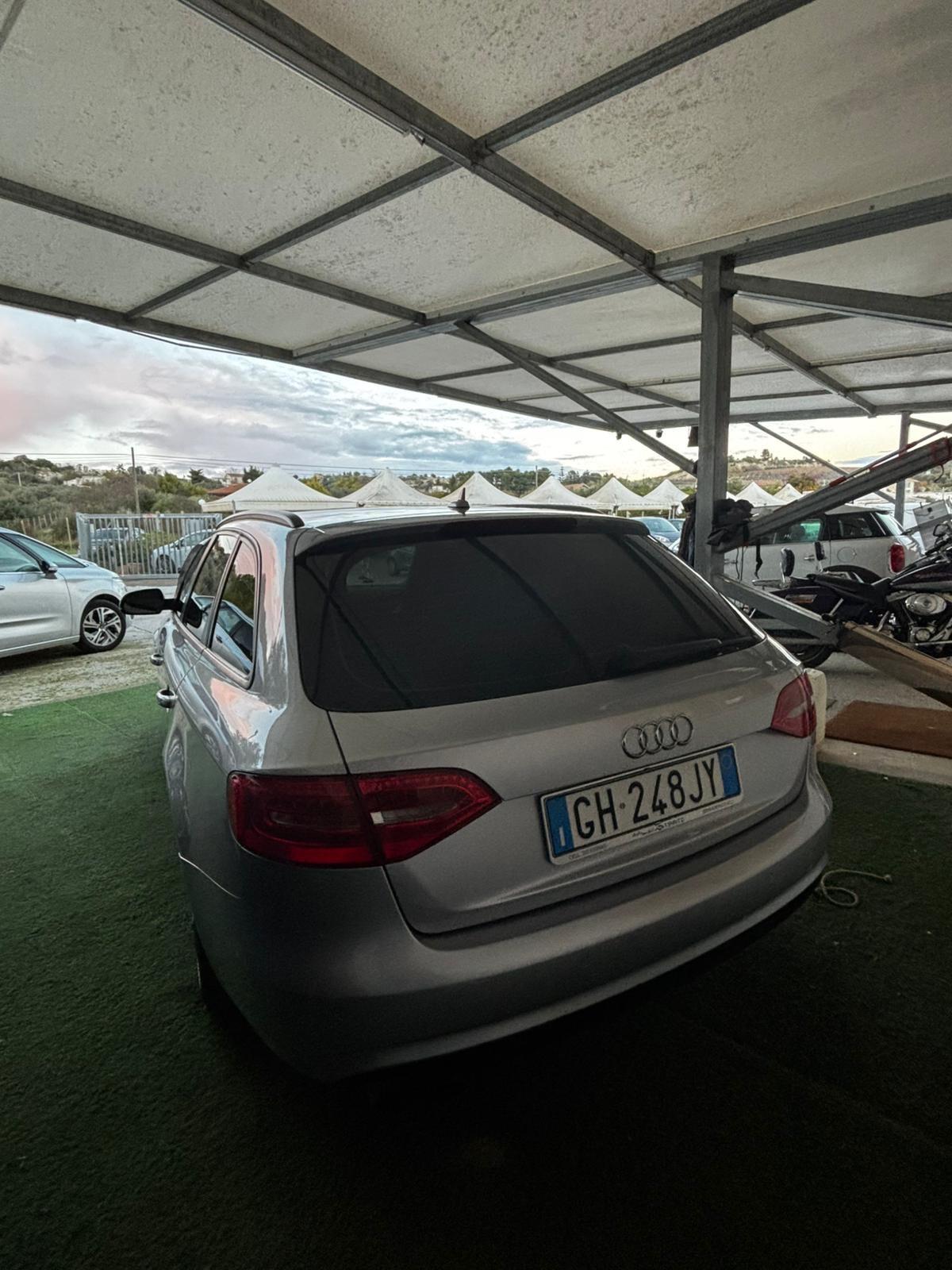 Audi A4 4a serie Avant 2.0 TDI ultra 136CV Business (100 kw)