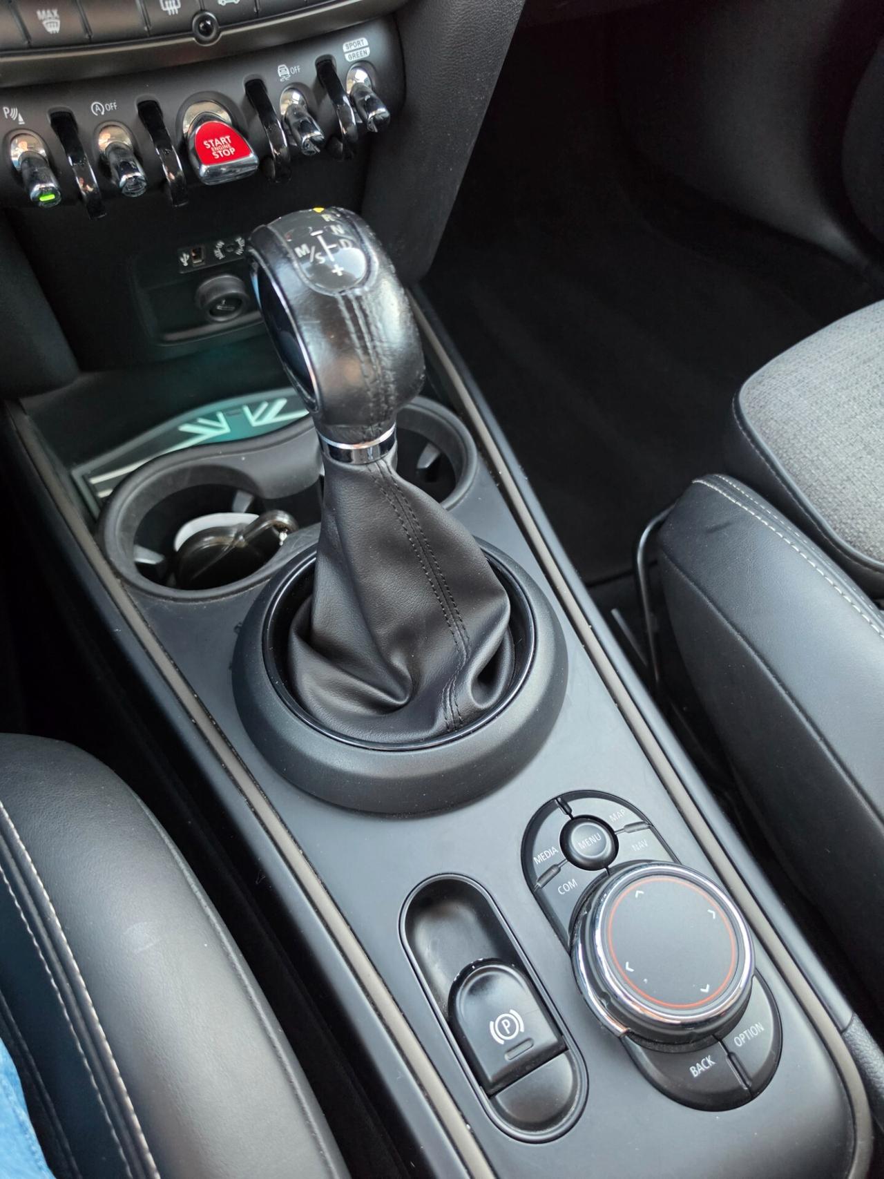 Mini Cooper D Countryman 2.0 Hype