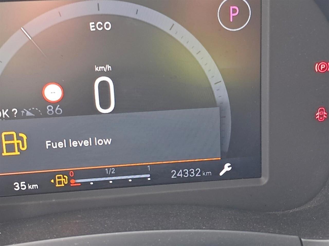 FIAT 600 1.2 HYBRID 145CV DCT MHEV POP ( FARI LED - COCKPIT - CRUISE - MIRROR - SENSORI POST. - CERCHI 17 )