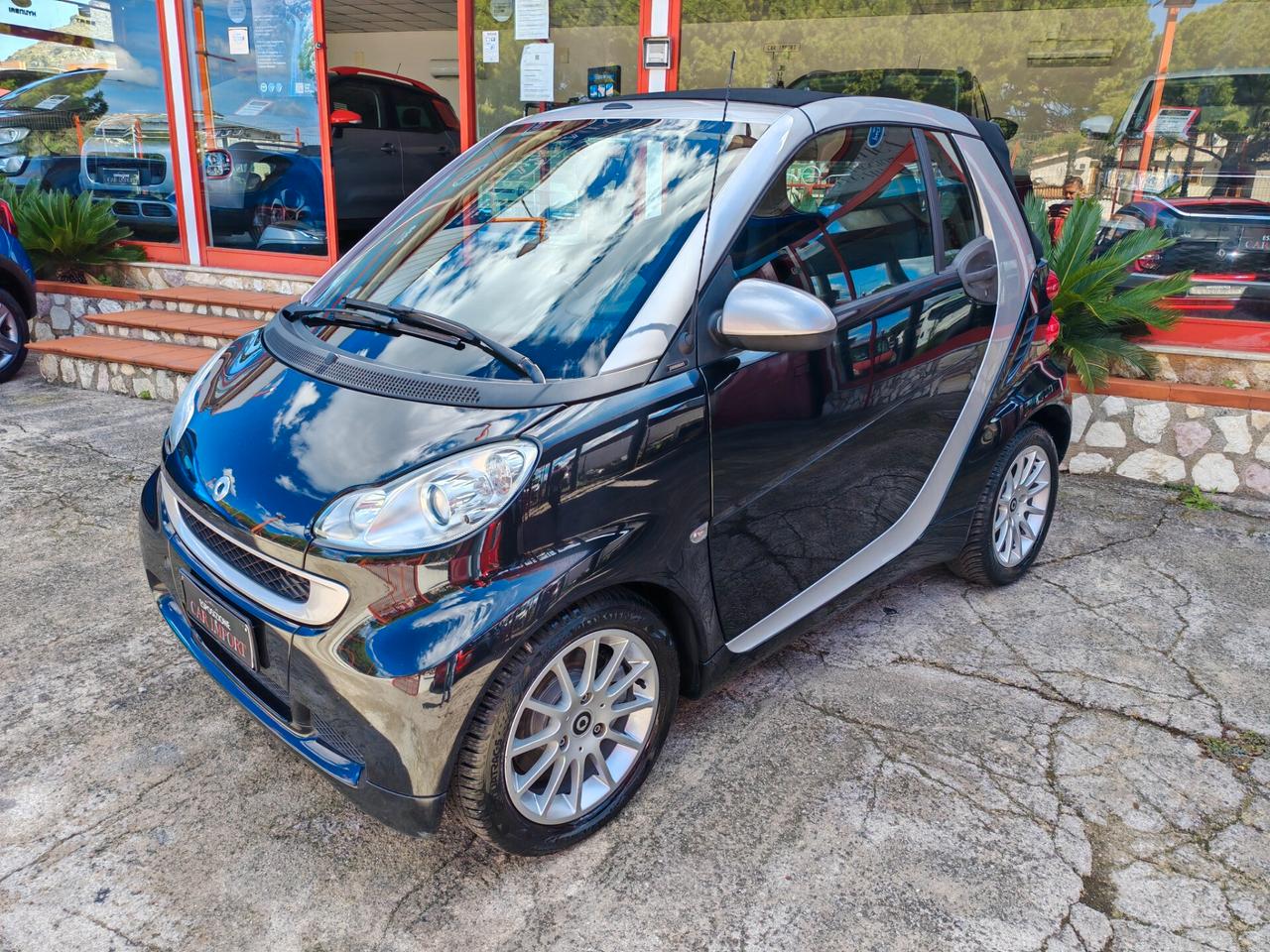 Smart Fortwo 1,0 benzina 05/2012 Cabrio Automatica cv70