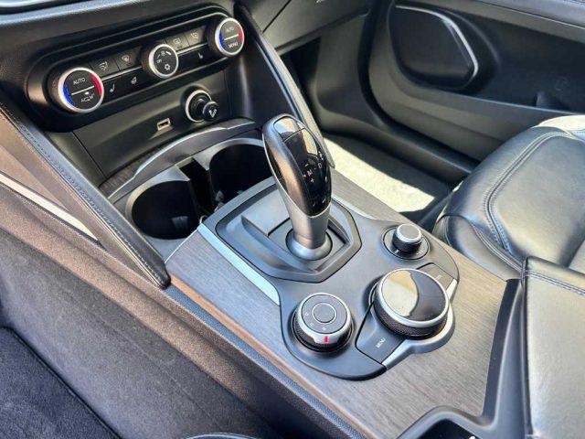 ALFA ROMEO Stelvio - 2.0 Turbo 280 CV AT8 Q4 First Edition