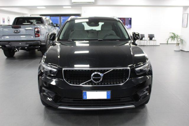 VOLVO XC40 2.0 D3 150 CV Momentum Pro Automatica