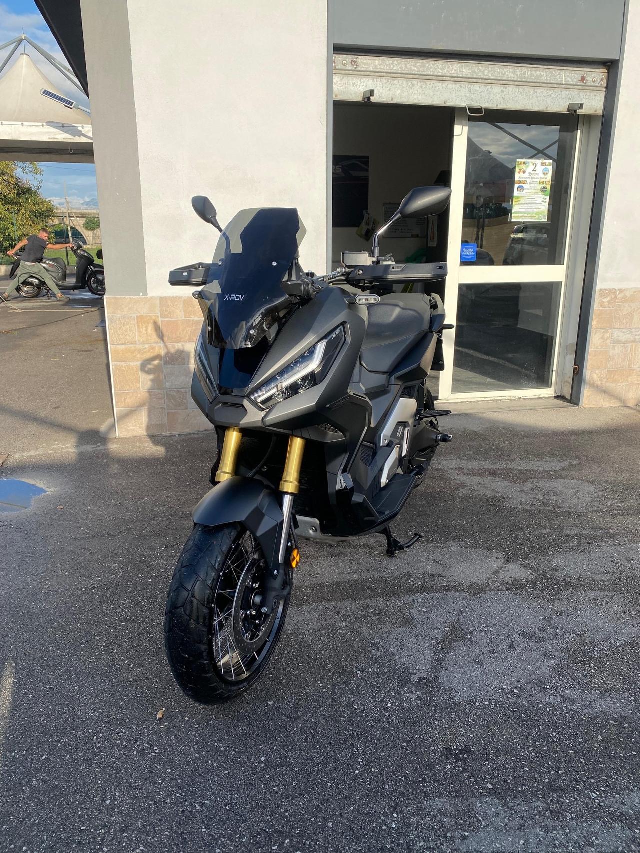 Honda X-ADV 750