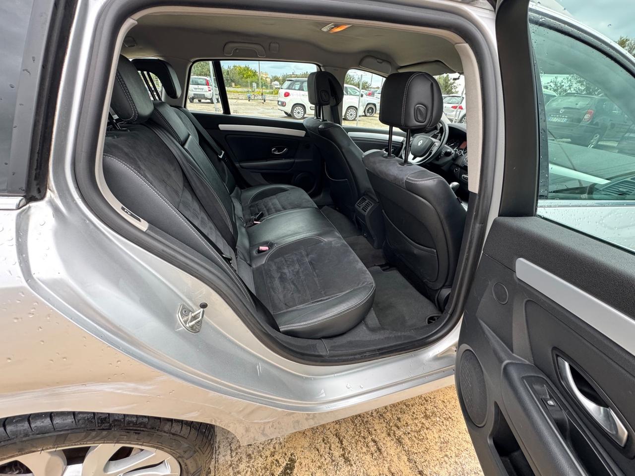 Renault Laguna 2.0 dCi 150CV SporTour Initiale