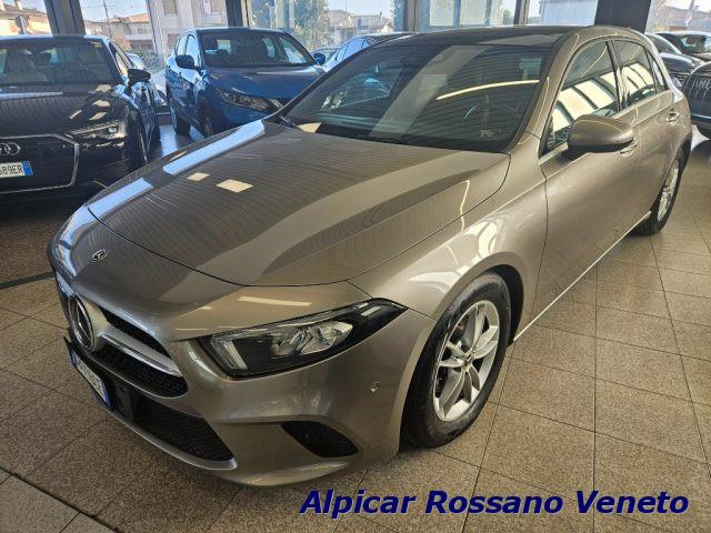 MERCEDES-BENZ A 180 d Automatic EDITION Premium