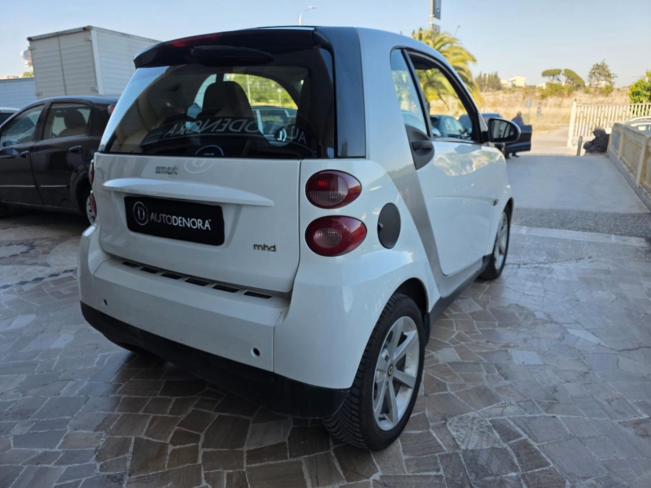 Smart ForTwo 1000 52 kW coupé passion#AUTO#TETTO#CARPLAY